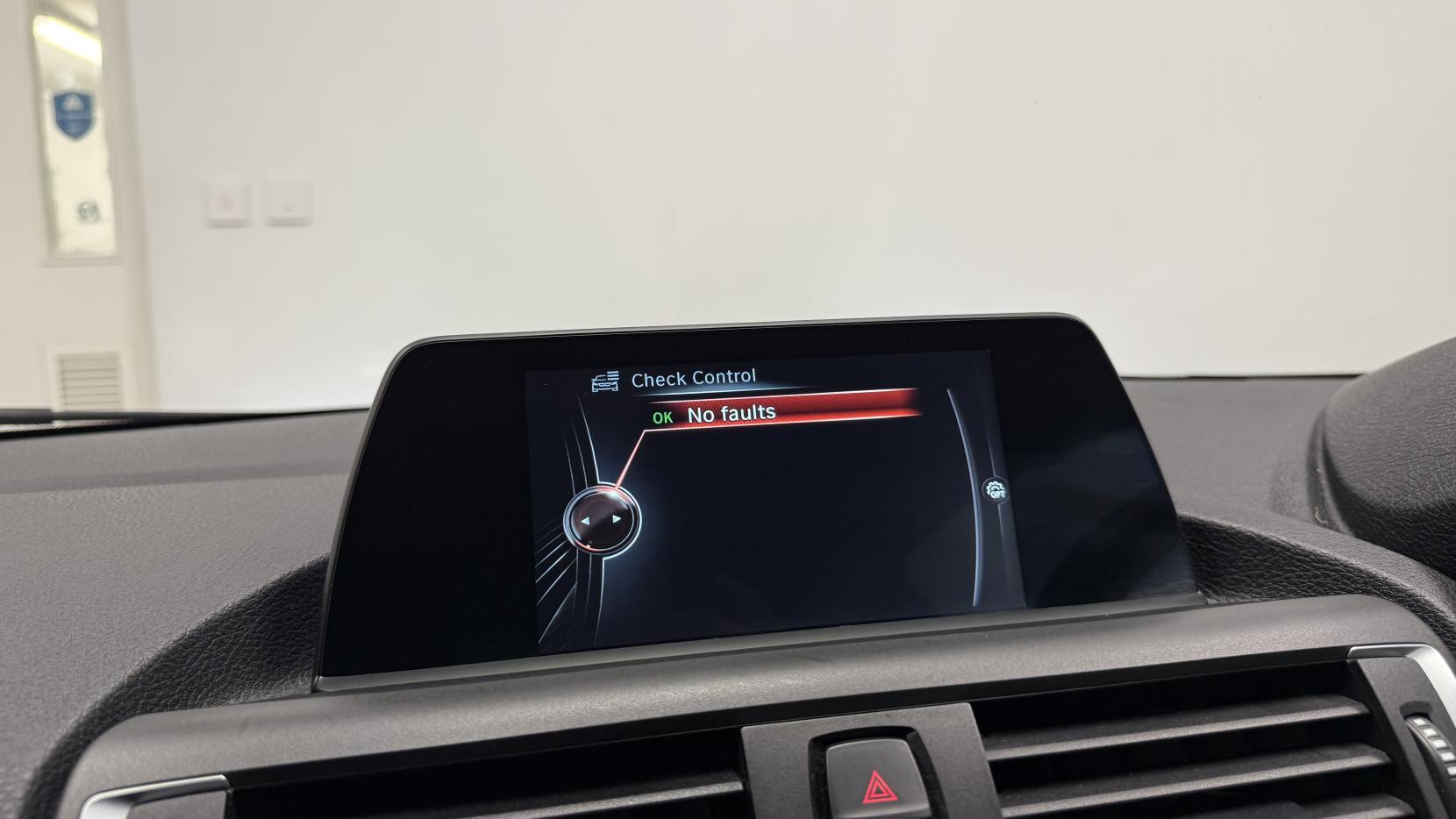 BMW 2 Series 2.0 220i M Sport Coupe 2dr Petrol Auto Euro 6 (s/s) (184 ps)