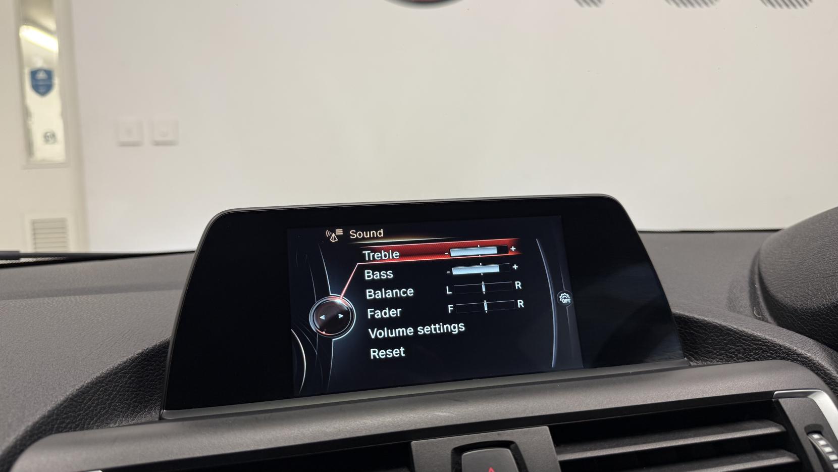 BMW 2 Series 2.0 220i M Sport Coupe 2dr Petrol Auto Euro 6 (s/s) (184 ps)