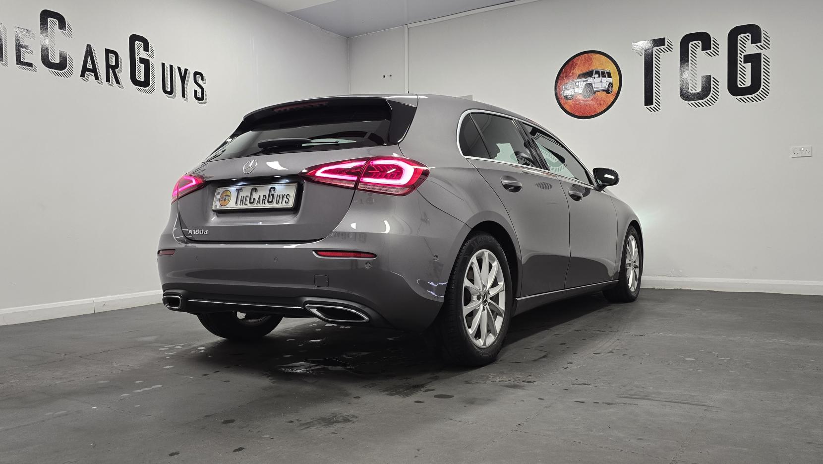Mercedes-Benz A Class 1.5 A180d Sport (Executive) Hatchback 5dr Diesel 7G-DCT Euro 6 (s/s) (116 ps)
