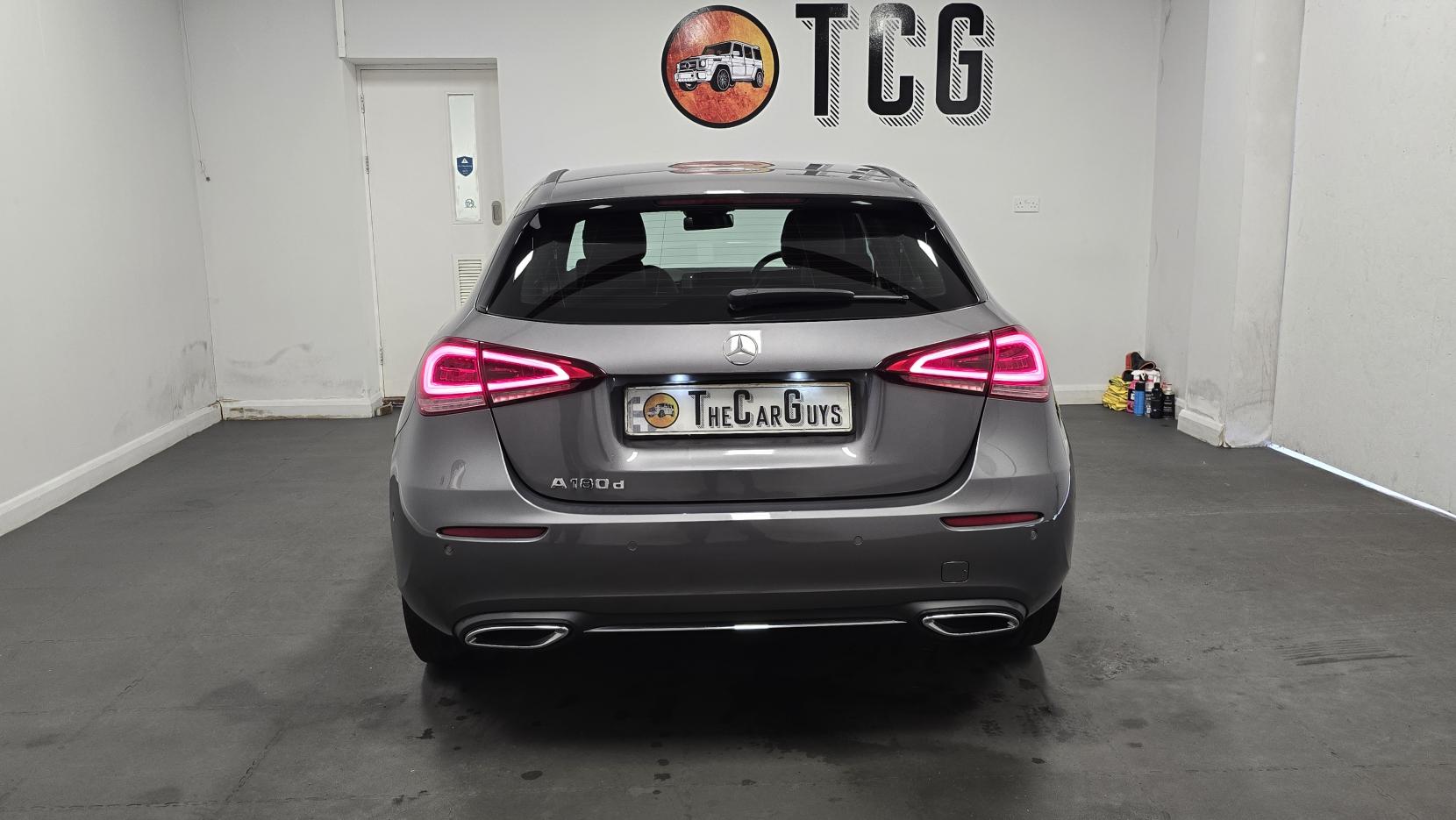 Mercedes-Benz A Class 1.5 A180d Sport (Executive) Hatchback 5dr Diesel 7G-DCT Euro 6 (s/s) (116 ps)