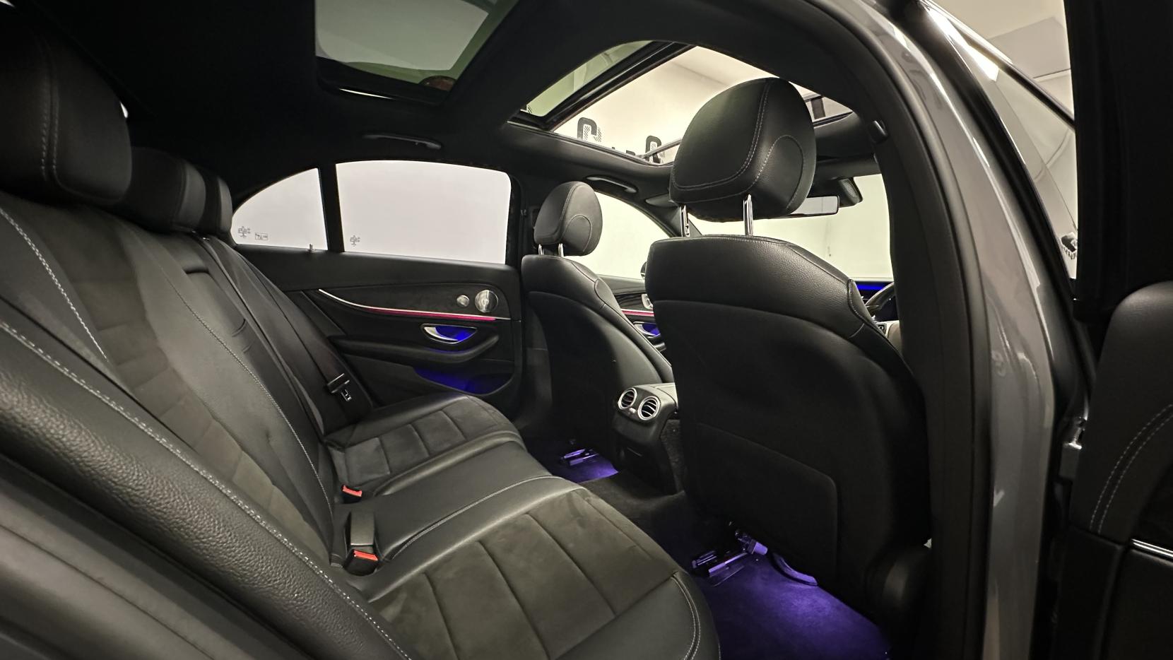 Mercedes-Benz E Class 2.0 E220d AMG Line (Premium Plus) Saloon 4dr Diesel G-Tronic+ 4MATIC Euro 6 (s/s) (194 ps)