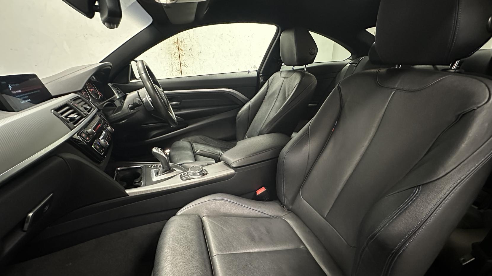 BMW 4 Series 2.0 420i M Sport Coupe 2dr Petrol Auto xDrive Euro 6 (s/s) (184 ps)