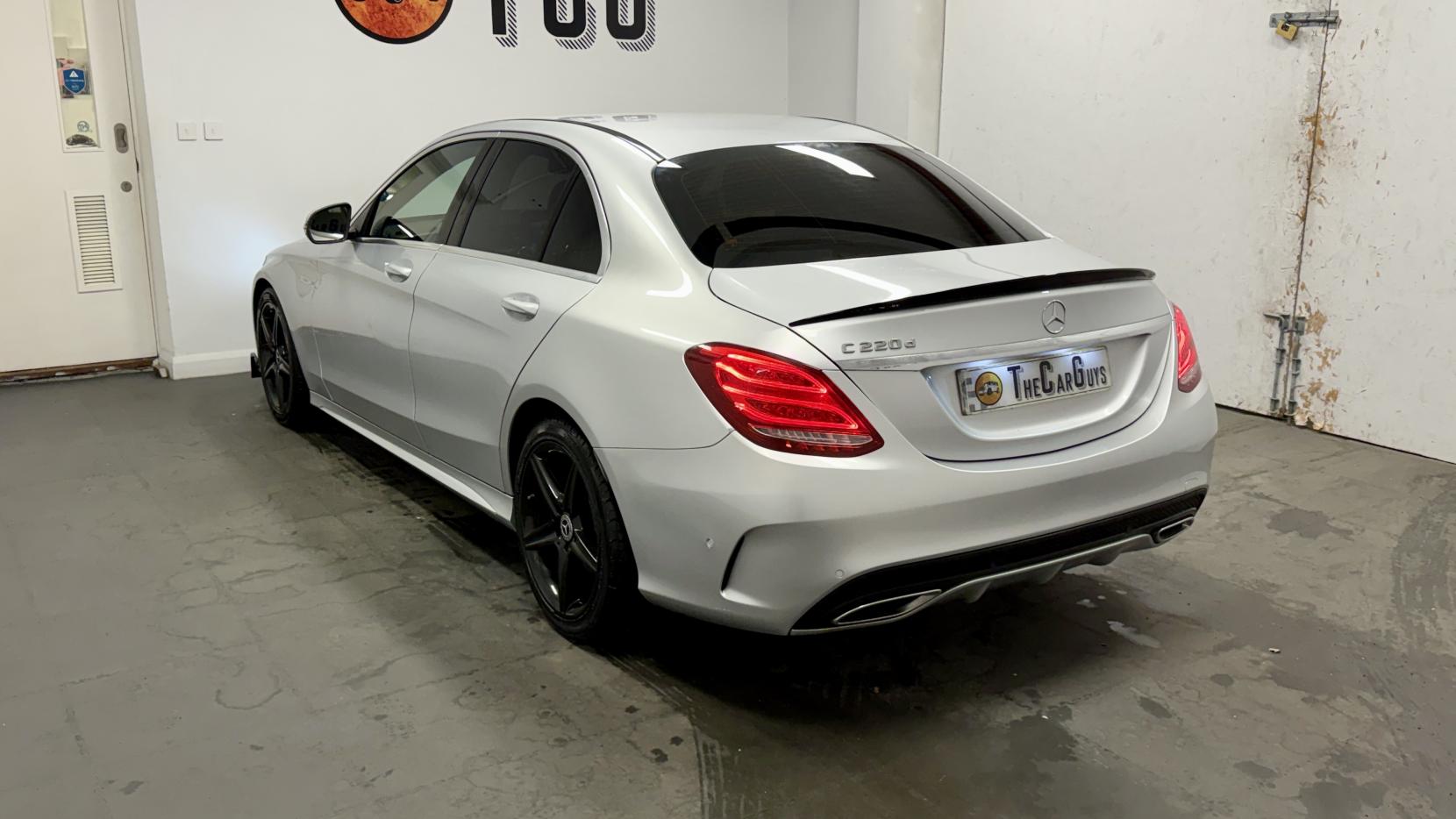 Mercedes-Benz C Class 2.1 C220d AMG Line Saloon 4dr Diesel G-Tronic+ Euro 6 (s/s) (170 ps)