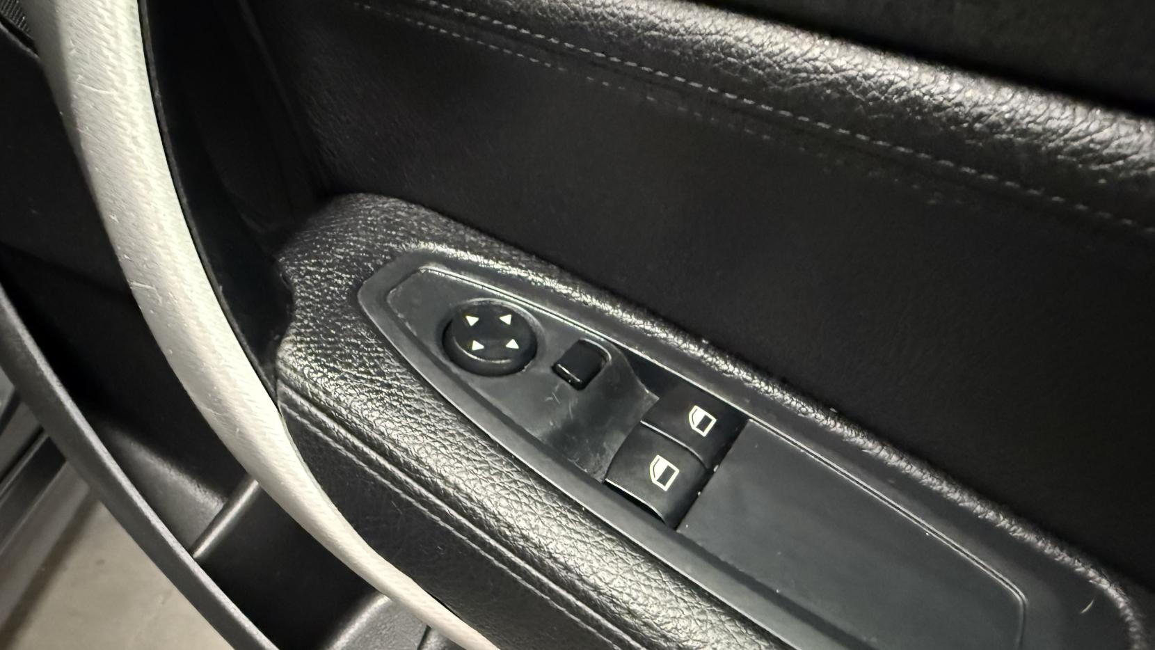 BMW 2 Series 2.0 220i M Sport Coupe 2dr Petrol Auto Euro 6 (s/s) (184 ps)