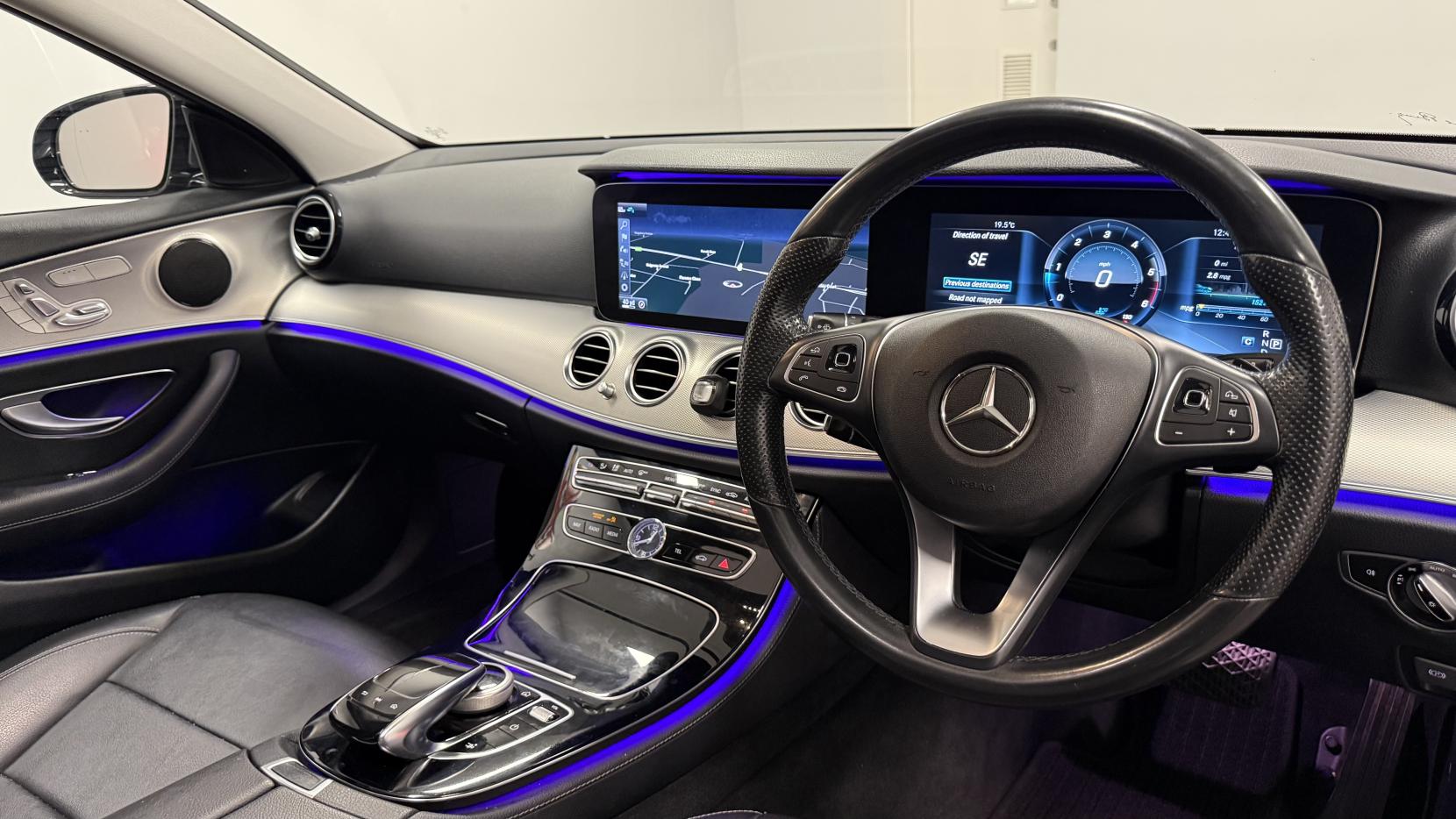Mercedes-Benz E Class 2.0 E220d SE (Premium) Saloon 4dr Diesel G-Tronic+ Euro 6 (s/s) (194 ps)