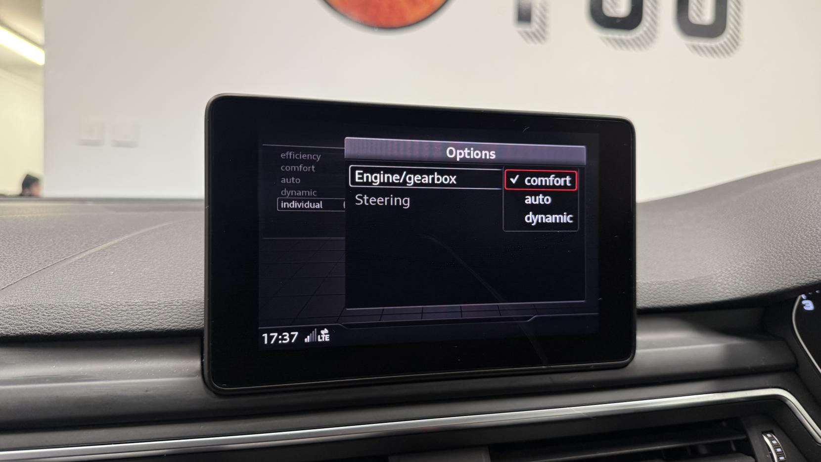 Audi A4 Avant 2.0 TDI 35 Sport Estate 5dr Diesel S Tronic Euro 6 (s/s) (150 ps)