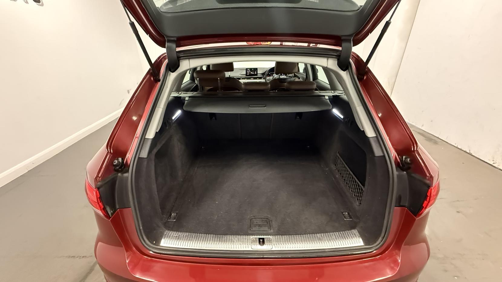 Audi A4 Avant 2.0 TDI 35 Sport Estate 5dr Diesel S Tronic Euro 6 (s/s) (150 ps)