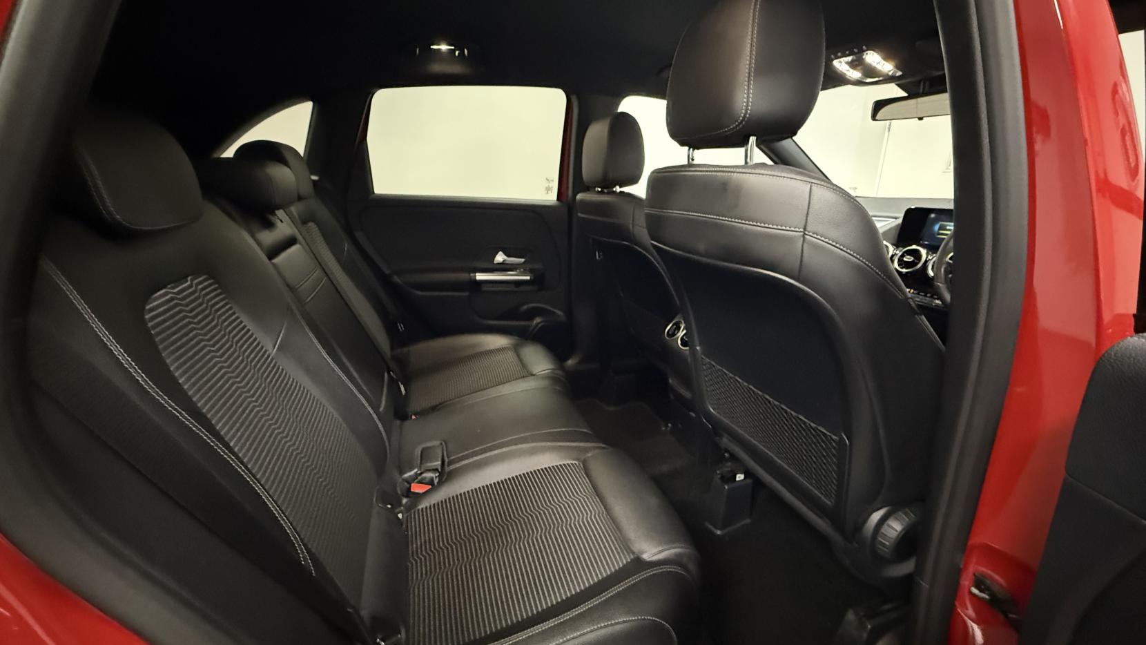 Mercedes-Benz B Class 2.0 B200d Sport MPV 5dr Diesel 8G-DCT Euro 6 (s/s) (150 ps)