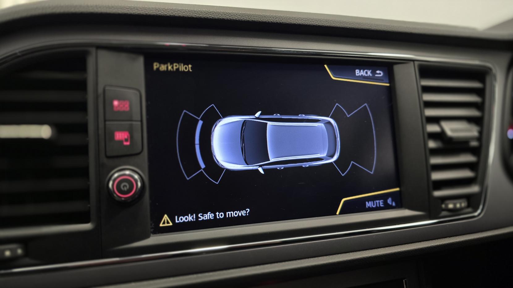 SEAT Leon 2.0 TDI XCELLENCE Technology ST 5dr Diesel DSG Euro 6 (s/s) (184 ps)