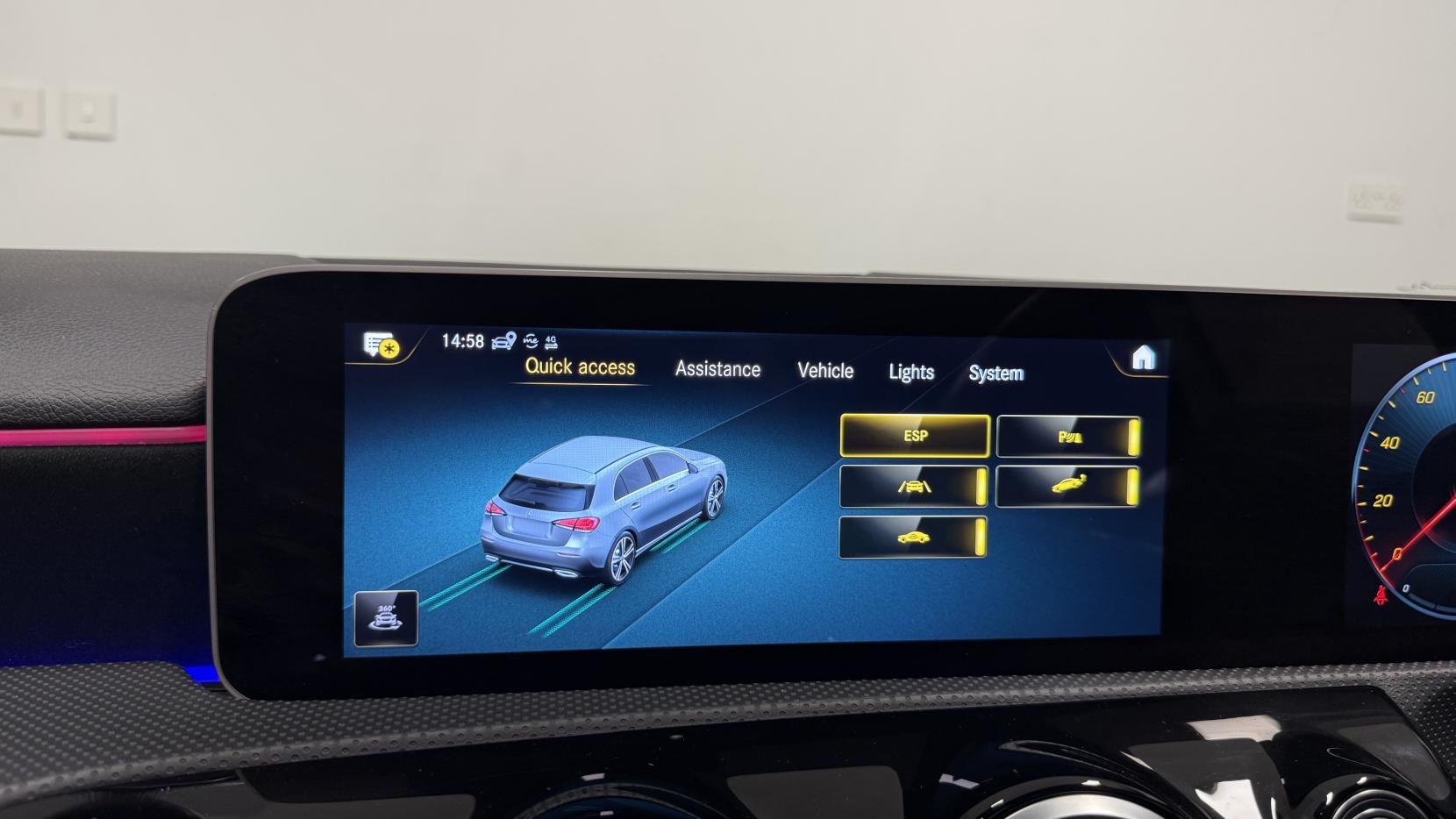 Mercedes-Benz A Class 2.0 A250 AMG Line (Premium Plus) Hatchback 5dr Petrol 7G-DCT Euro 6 (s/s) (224 ps)