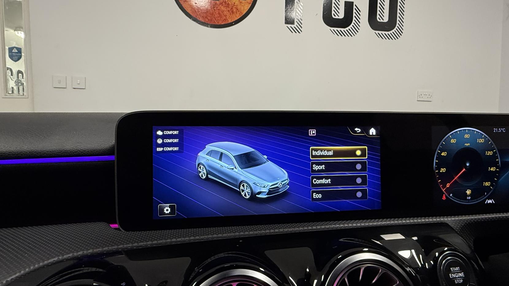 Mercedes-Benz A Class 2.0 A250 AMG Line (Premium Plus) Hatchback 5dr Petrol 7G-DCT Euro 6 (s/s) (224 ps)