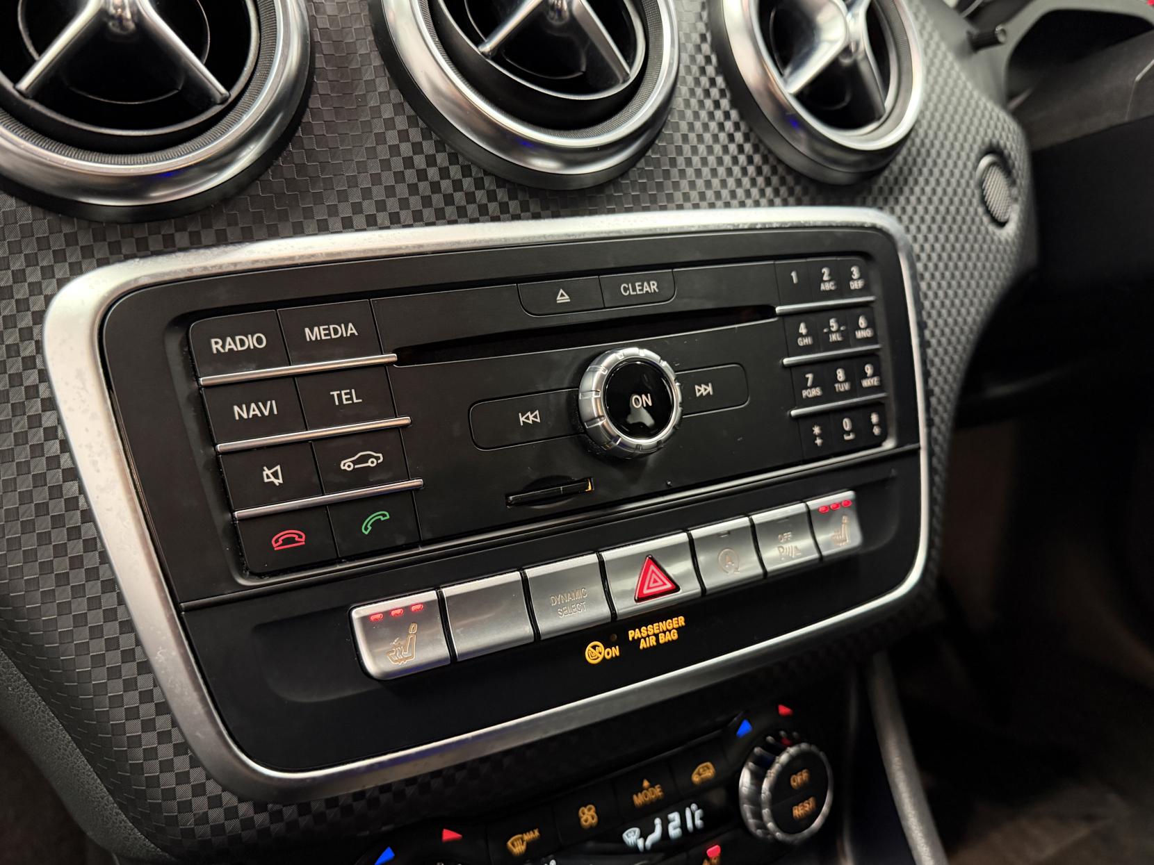 Mercedes-Benz A Class 1.6 A180 Sport (Premium) Hatchback 5dr Petrol 7G-DCT Euro 6 (s/s) (122 ps)