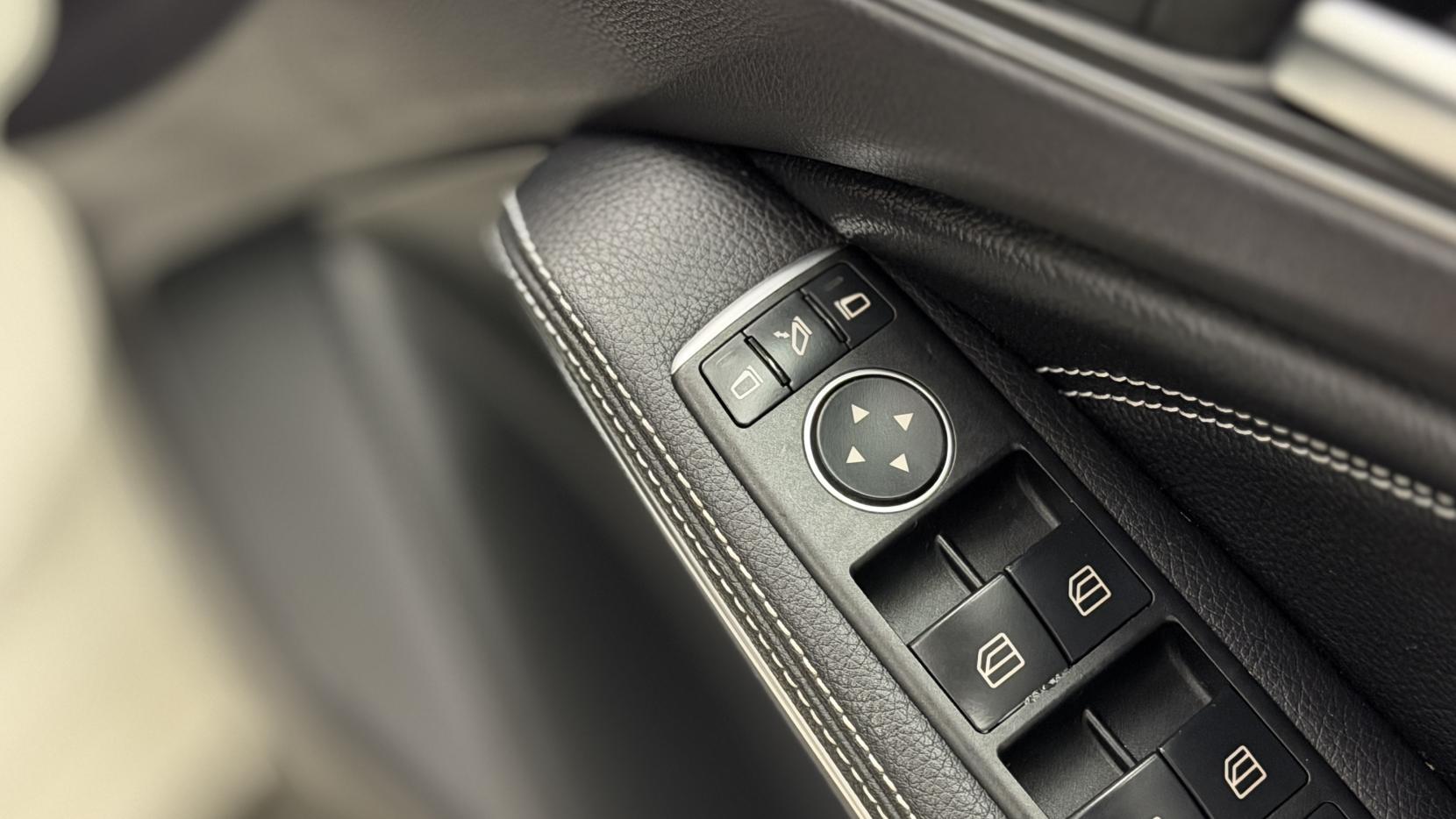 Mercedes-Benz A Class 1.6 A180 Sport (Premium) Hatchback 5dr Petrol 7G-DCT Euro 6 (s/s) (122 ps)