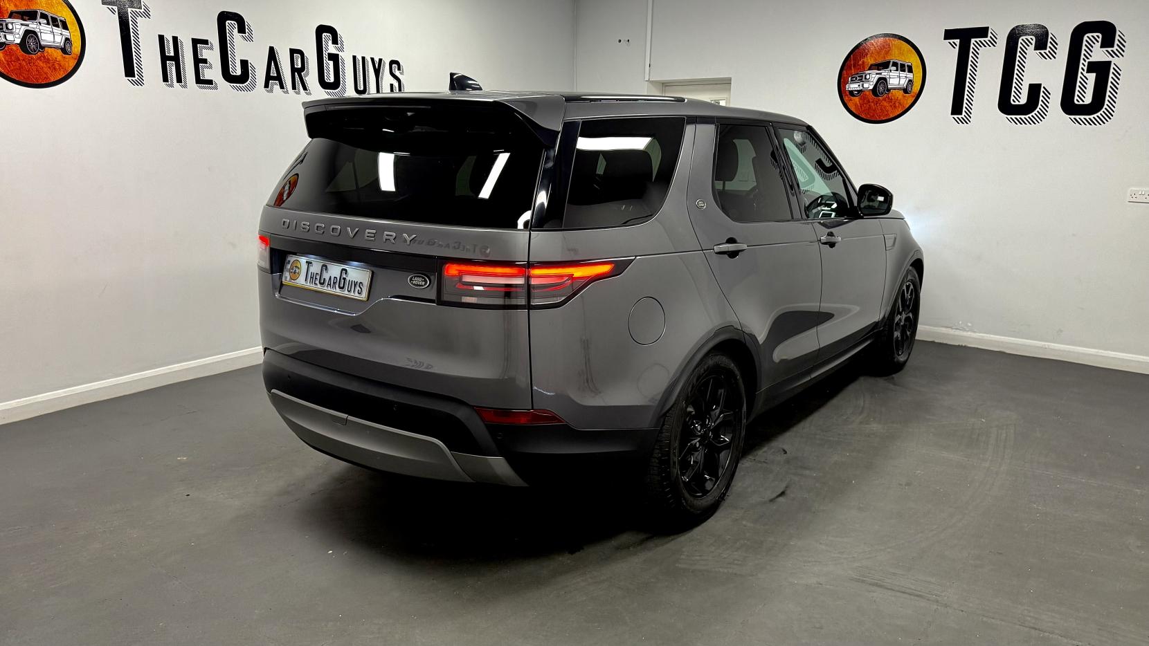Land Rover Discovery 2.0 SD4 SE SUV 5dr Diesel Auto 4WD Euro 6 (s/s) (240 ps)