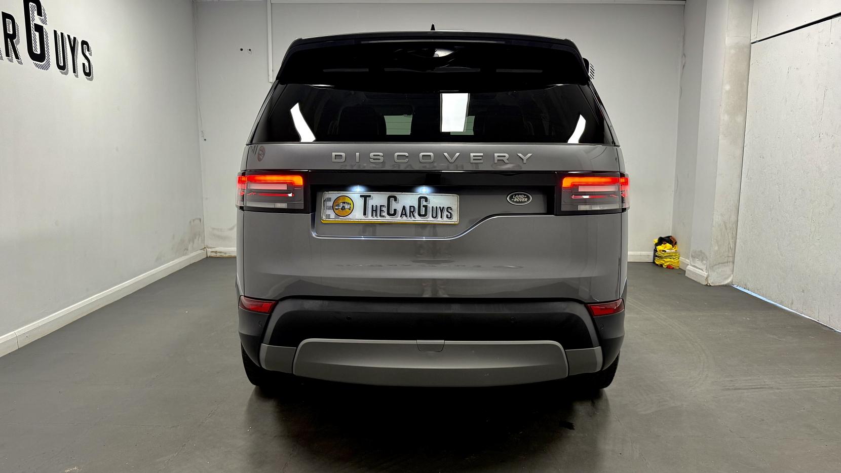 Land Rover Discovery 2.0 SD4 SE SUV 5dr Diesel Auto 4WD Euro 6 (s/s) (240 ps)
