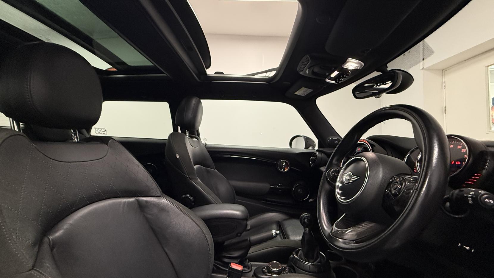 MINI Hatch 2.0 Cooper S Hatchback 3dr Petrol Manual Euro 6 (s/s) (192 ps)