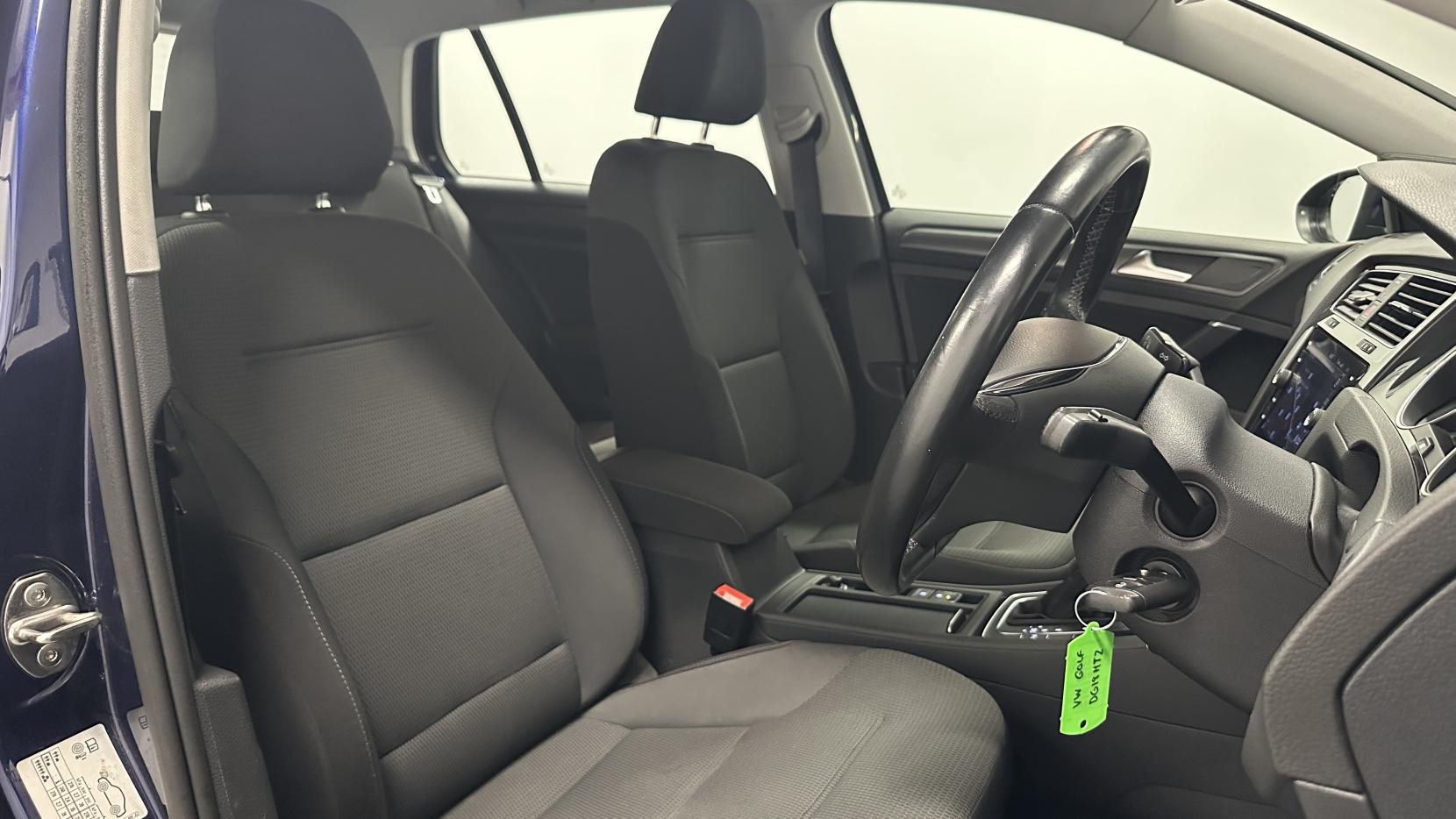 Volkswagen Golf 1.5 TSI EVO BlueMotion Tech SE Nav Hatchback 5dr Petrol DSG Euro 6 (s/s) (130 ps)