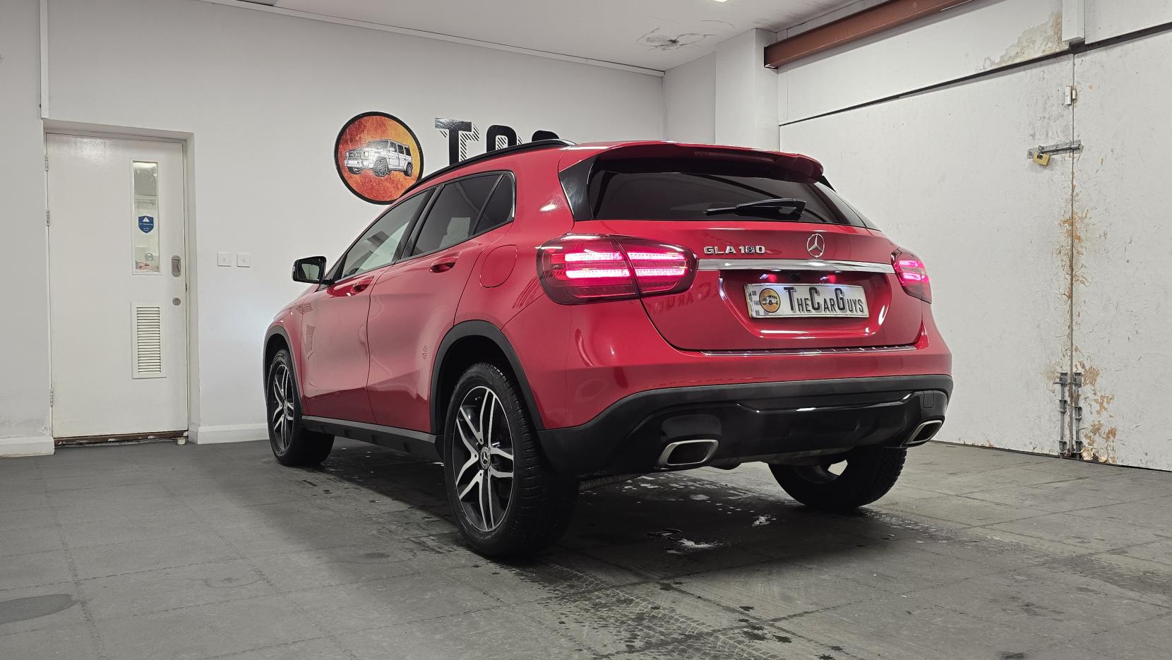 Mercedes-Benz GLA 1.6 GLA180 Urban Edition SUV 5dr Petrol Manual Euro 6 (s/s) (122 ps)