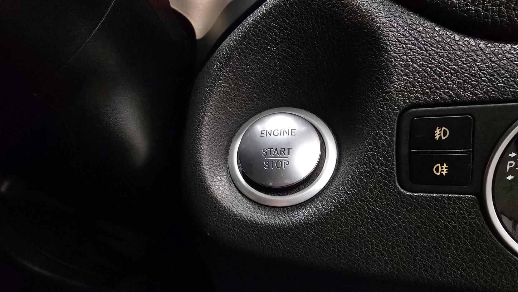 Mercedes-Benz GLA 1.6 GLA180 Urban Edition SUV 5dr Petrol Manual Euro 6 (s/s) (122 ps)