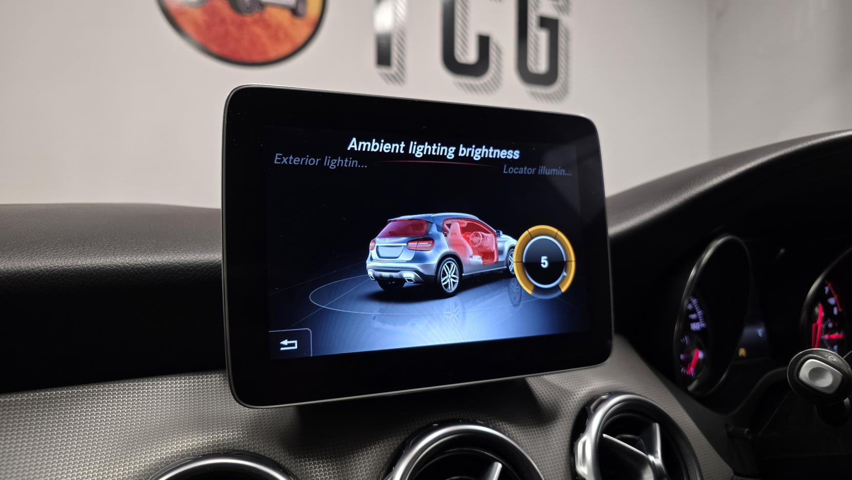 Mercedes-Benz GLA 1.6 GLA180 Urban Edition SUV 5dr Petrol Manual Euro 6 (s/s) (122 ps)