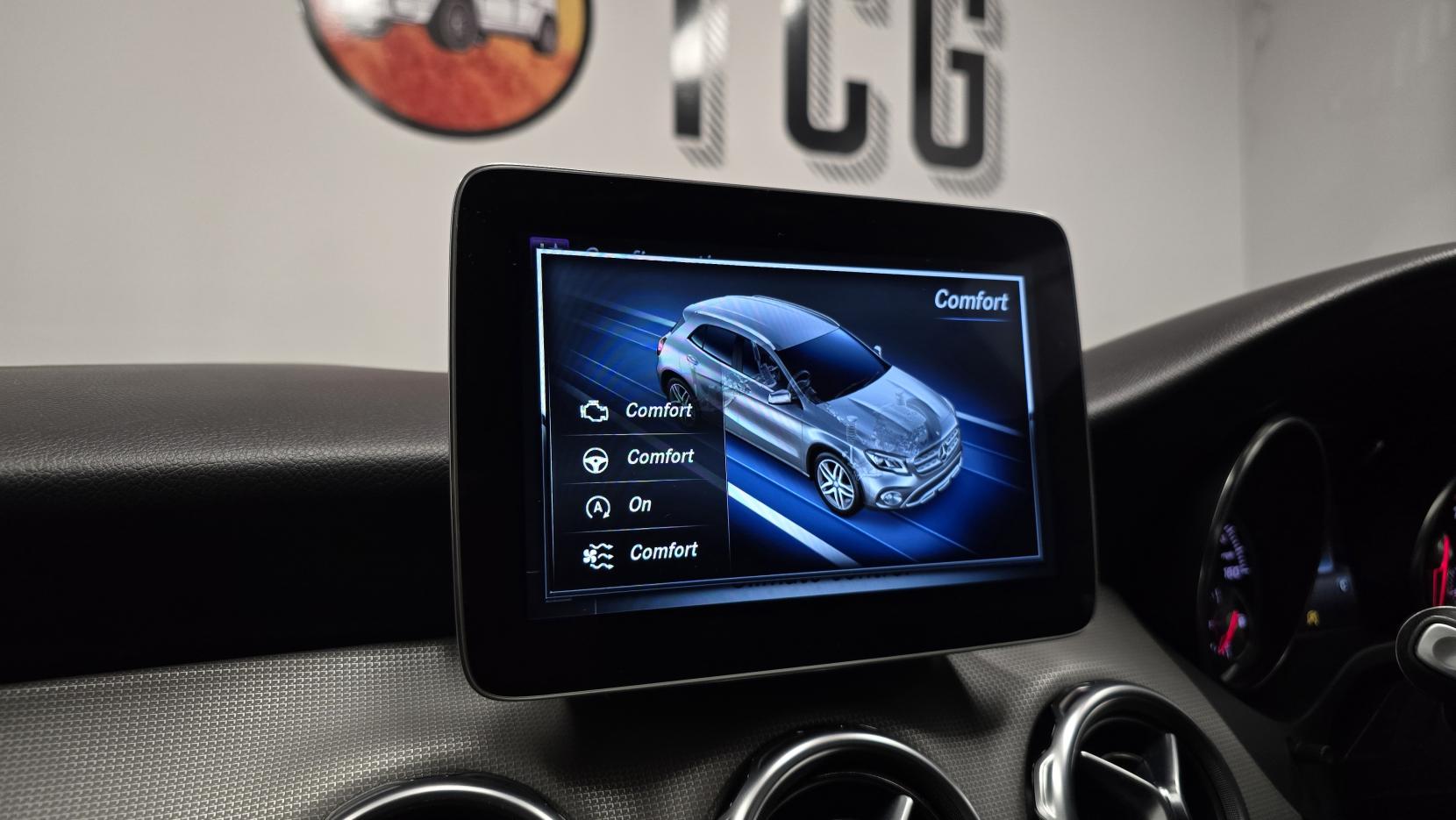 Mercedes-Benz GLA 1.6 GLA180 Urban Edition SUV 5dr Petrol Manual Euro 6 (s/s) (122 ps)