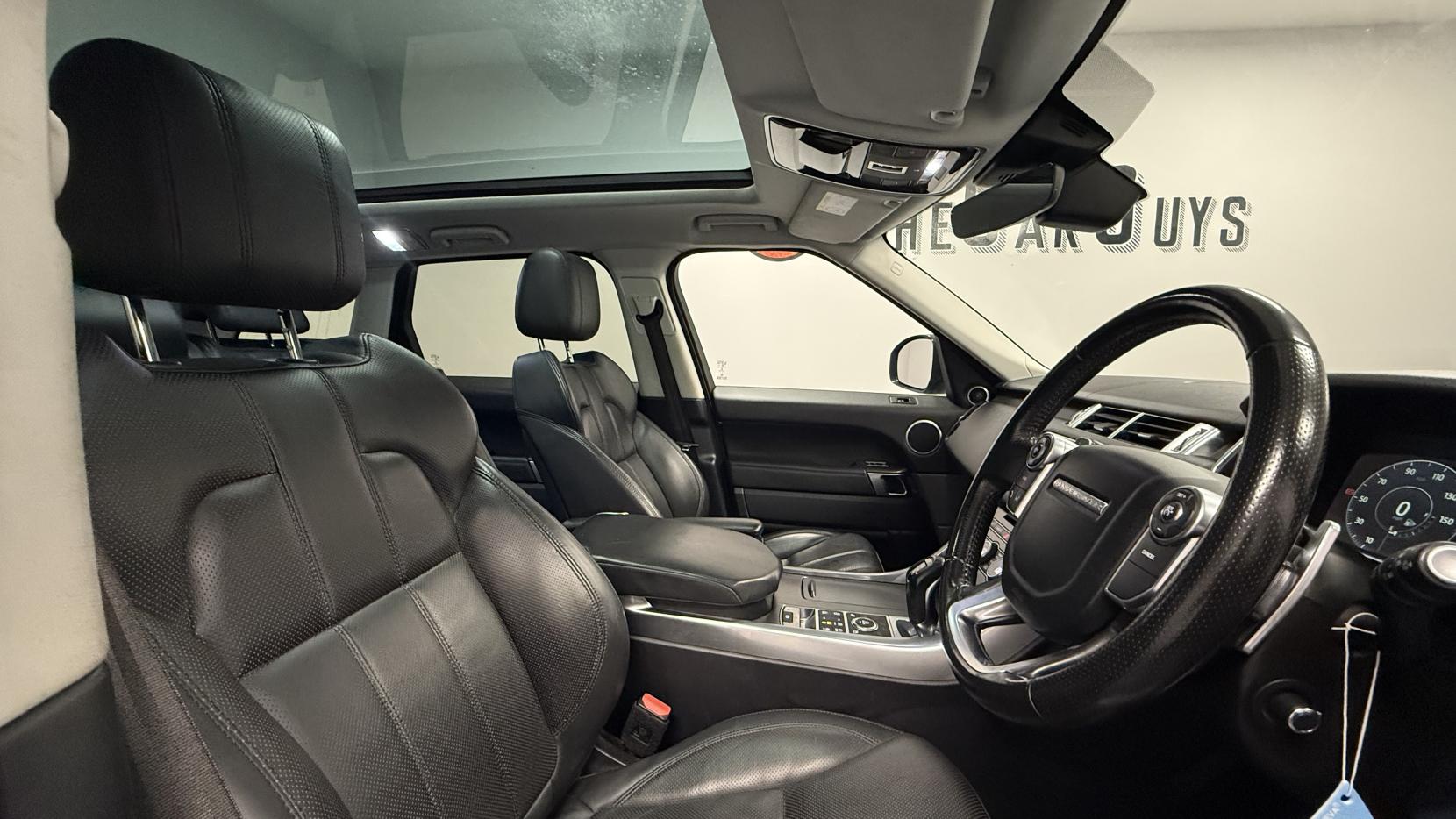 Land Rover Range Rover Sport 3.0 SD V6 HSE Dynamic SUV 5dr Diesel Auto 4WD Euro 6 (s/s) (306 ps)