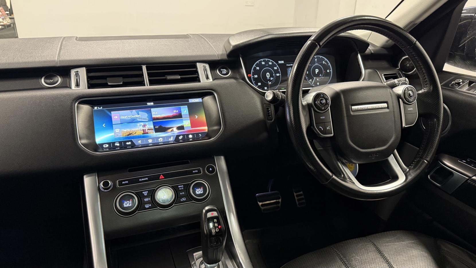 Land Rover Range Rover Sport 3.0 SD V6 HSE Dynamic SUV 5dr Diesel Auto 4WD Euro 6 (s/s) (306 ps)