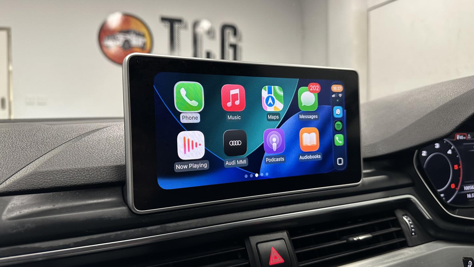 Audi A4 Avant 2.0 TDI S line Estate 5dr Diesel Manual Euro 6 (s/s) (150 ps)