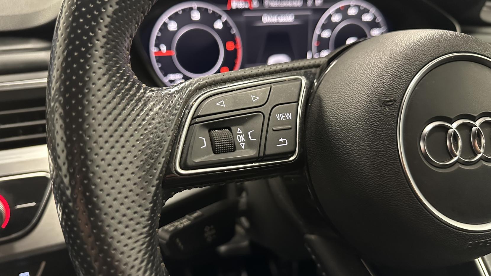 Audi A4 Avant 2.0 TDI S line Estate 5dr Diesel Manual Euro 6 (s/s) (150 ps)