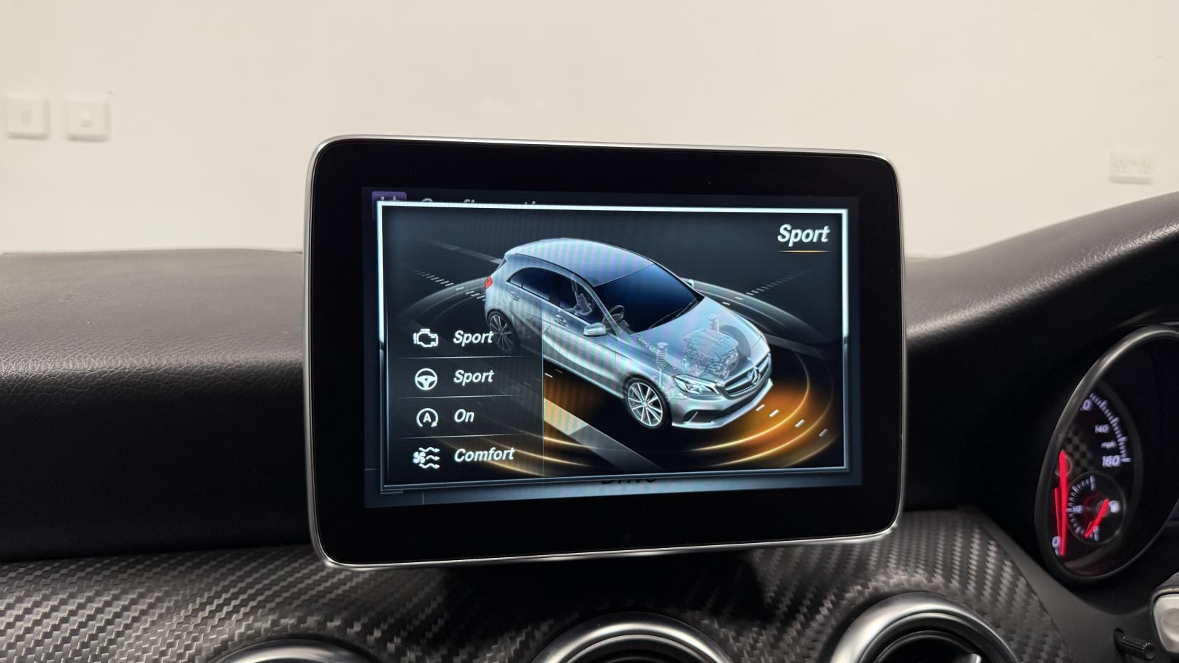 Mercedes-Benz A Class 1.5 A180d AMG Line (Premium) Hatchback 5dr Diesel Manual Euro 6 (s/s) (109 ps)