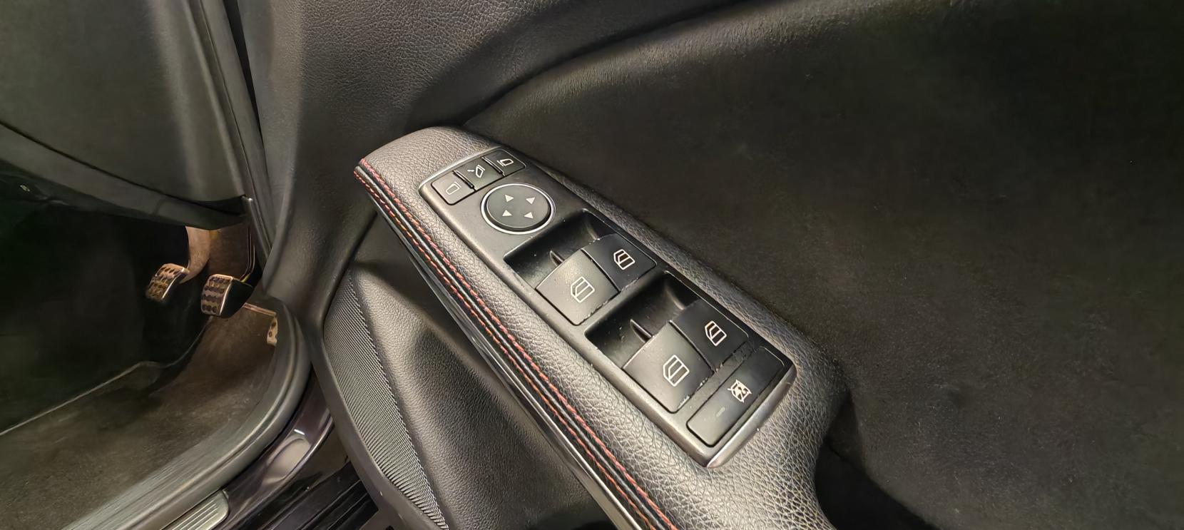 Mercedes-Benz A Class 1.5 A180d AMG Line (Premium) Hatchback 5dr Diesel Manual Euro 6 (s/s) (109 ps)