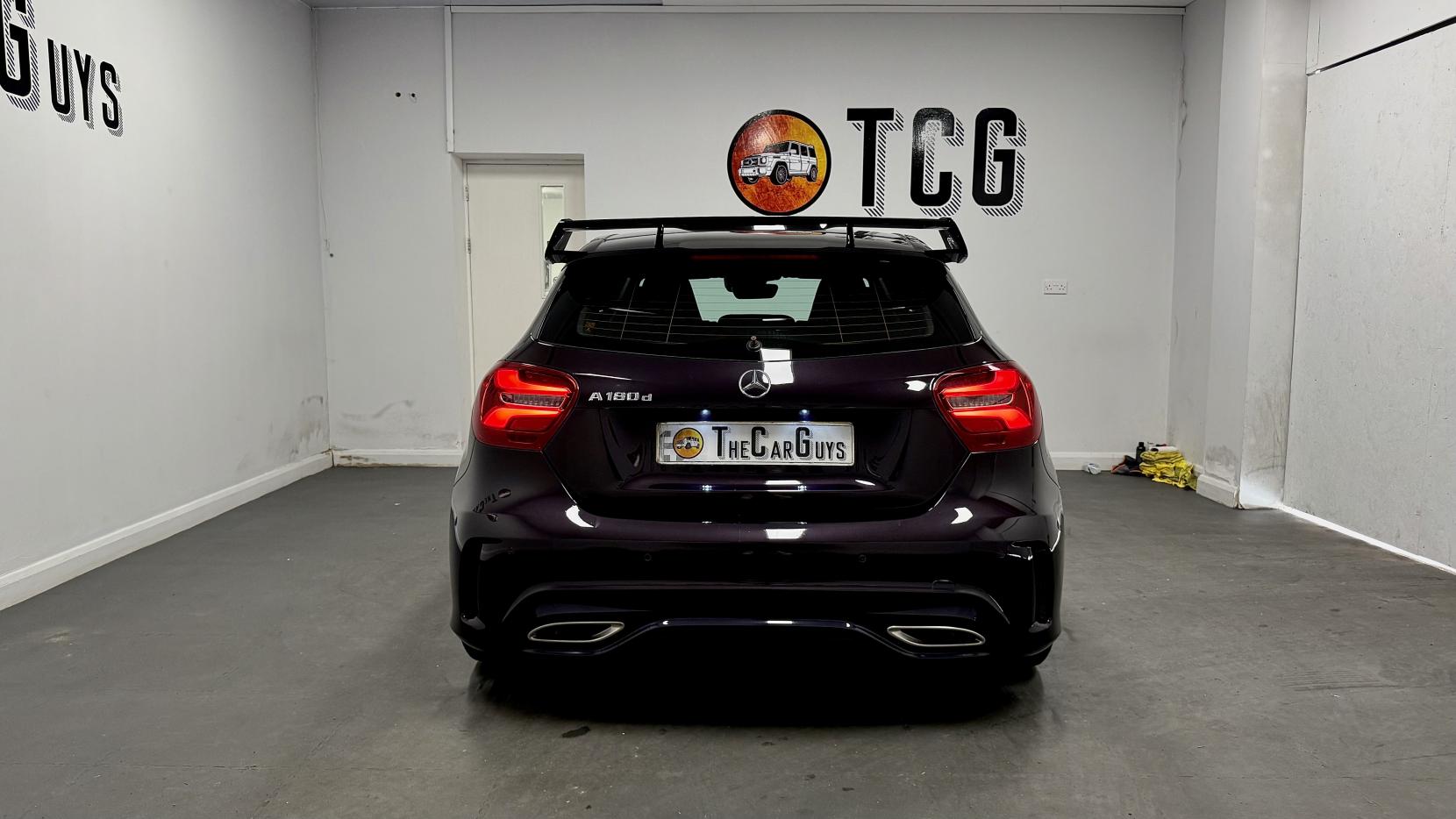 Mercedes-Benz A Class 1.5 A180d AMG Line (Premium) Hatchback 5dr Diesel Manual Euro 6 (s/s) (109 ps)