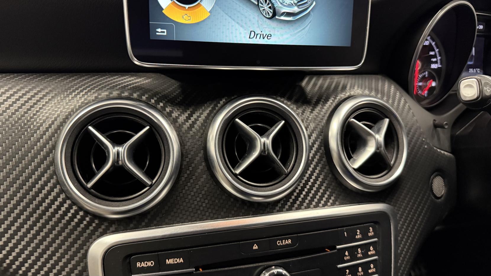 Mercedes-Benz A Class 1.5 A180d AMG Line (Premium) Hatchback 5dr Diesel Manual Euro 6 (s/s) (109 ps)