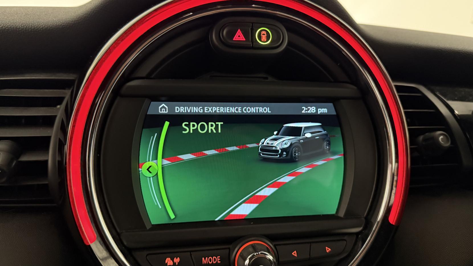 MINI Electric Hatch Cooper SE 32.6kWh Level 2 Hatchback 3dr Electric Auto (184 ps)