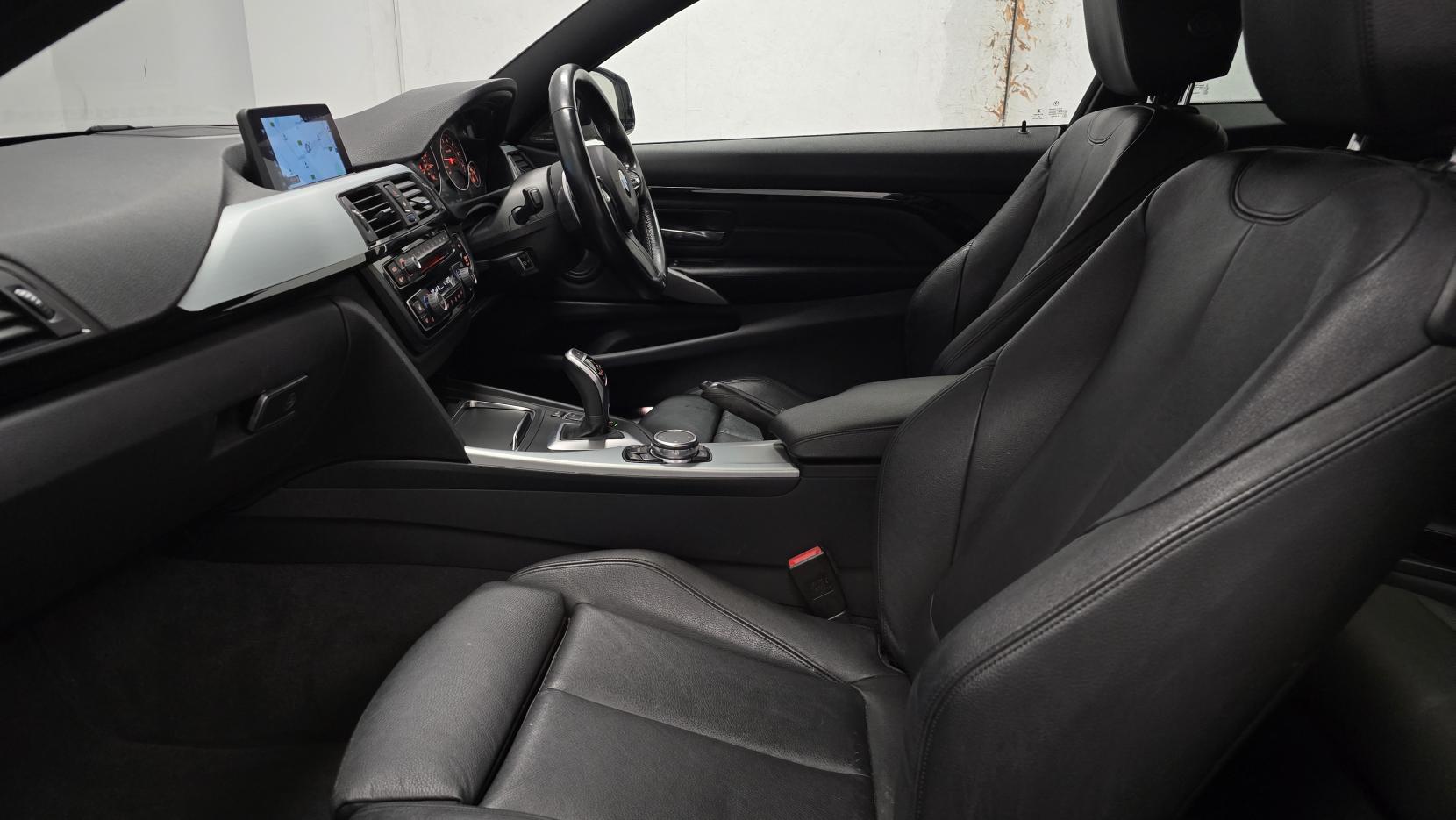 BMW 4 Series 2.0 420i M Sport Coupe 2dr Petrol Auto Euro 6 (s/s) (184 ps)