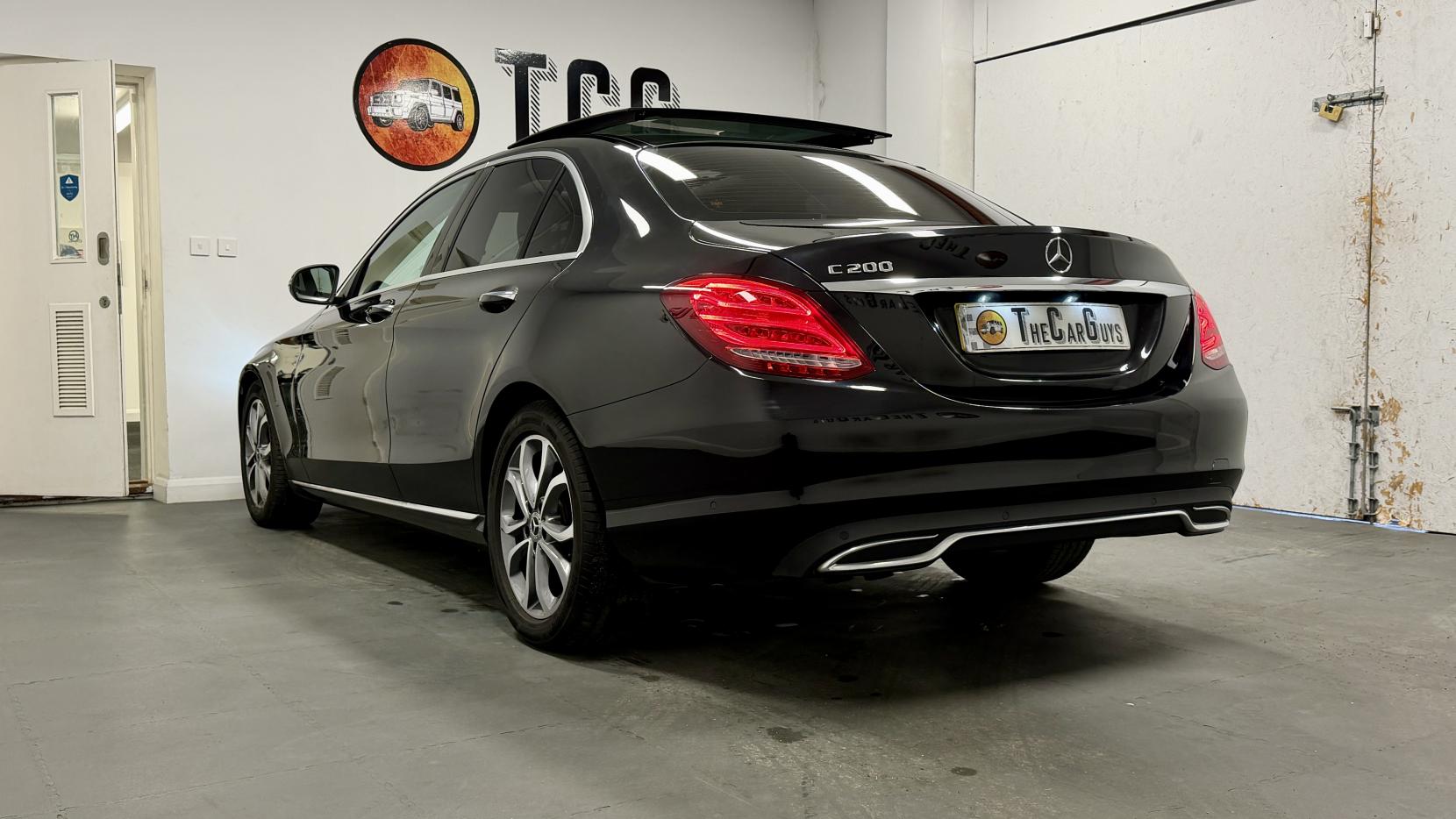 Mercedes-Benz C Class 2.0 C200 Sport (Premium) Saloon 4dr Petrol G-Tronic+ Euro 6 (s/s) (184 ps)