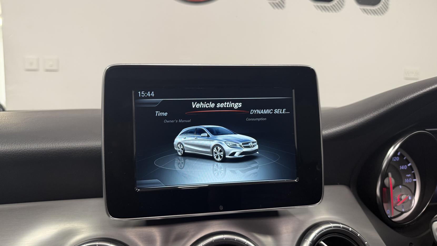 Mercedes-Benz CLA 2.1 CLA220d AMG Sport Shooting Brake 5dr Diesel 7G-DCT 4MATIC Euro 6 (s/s) (177 ps)