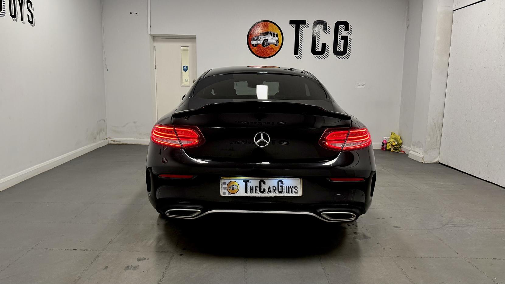 Mercedes-Benz C Class 2.0 C300d AMG Line (Premium) Coupe 2dr Diesel G-Tronic+ Euro 6 (s/s) (245 ps)