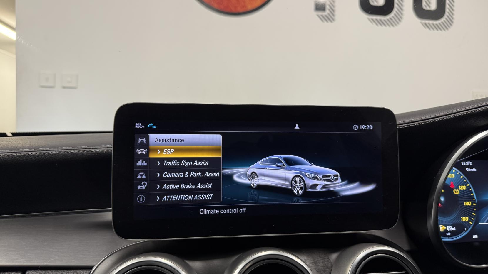 Mercedes-Benz C Class 2.0 C300d AMG Line (Premium) Coupe 2dr Diesel G-Tronic+ Euro 6 (s/s) (245 ps)