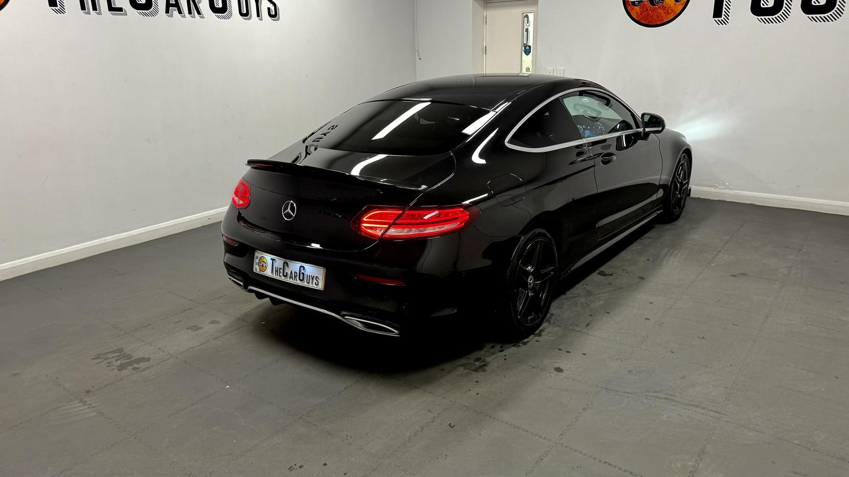 Mercedes-Benz C Class 2.0 C300d AMG Line (Premium) Coupe 2dr Diesel G-Tronic+ Euro 6 (s/s) (245 ps)
