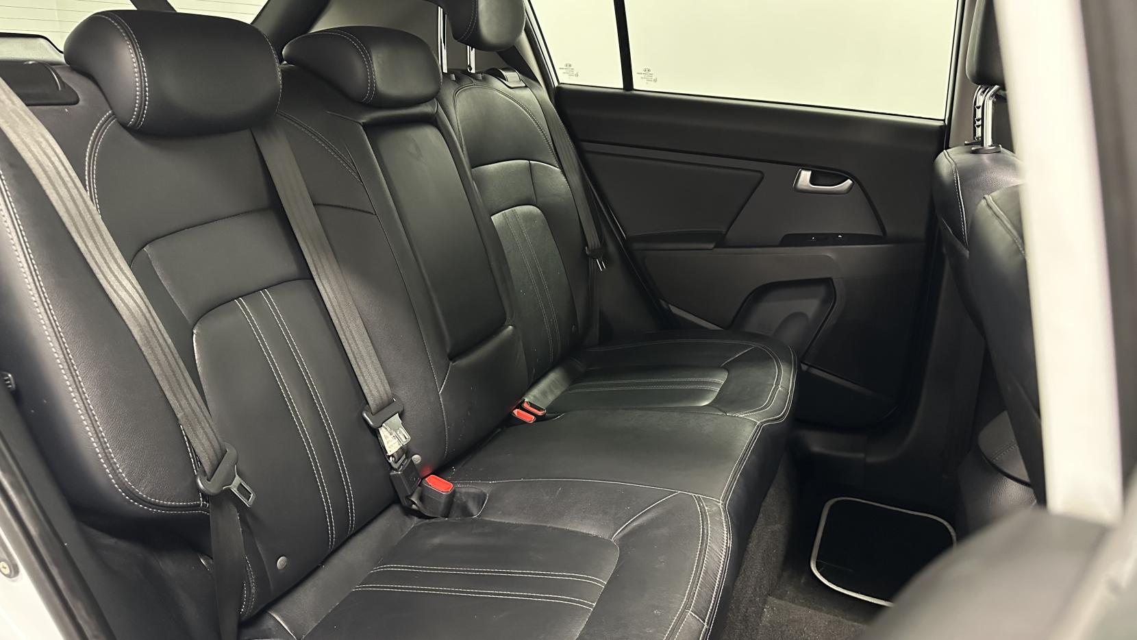 Kia Sportage 2.0 CRDi KX-3 SUV 5dr Diesel Manual AWD Euro 5 (134 bhp)