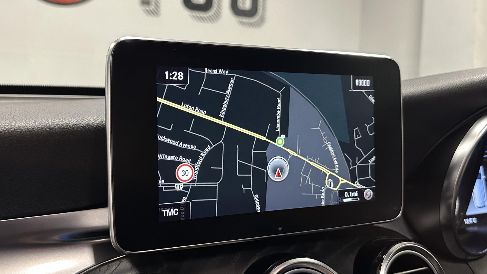 Mercedes-Benz GLC 2.1 GLC250d AMG Line (Premium Plus) SUV 5dr Diesel G-Tronic+ 4MATIC Euro 6 (s/s) (204 ps)