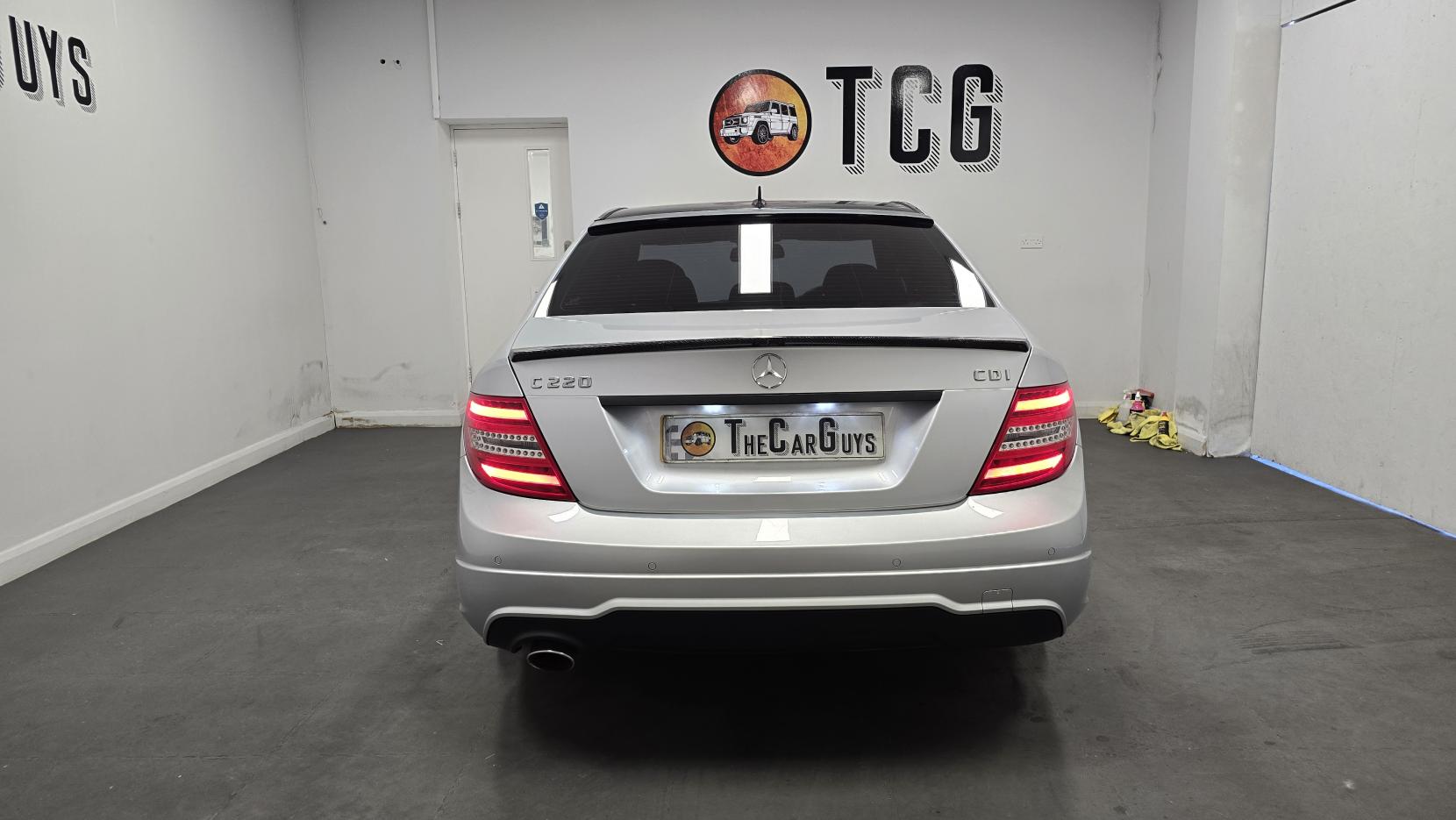 Mercedes-Benz C Class 2.1 C220 CDI BlueEfficiency Sport Saloon 4dr Diesel G-Tronic+ Euro 5 (s/s) (170 ps)