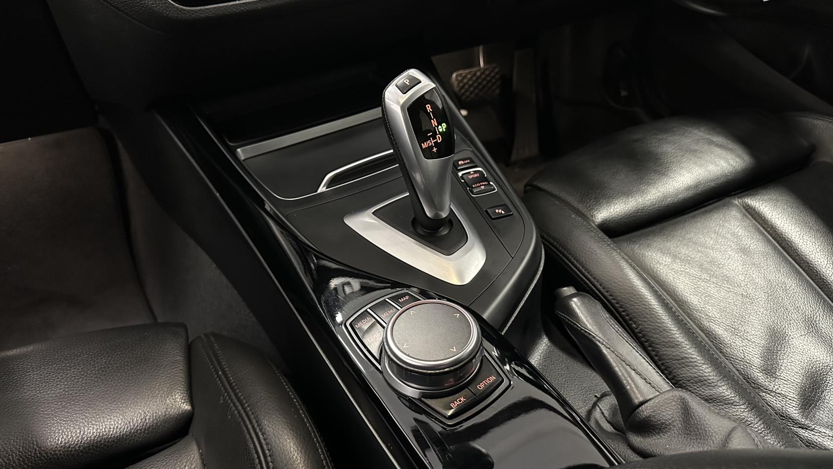 BMW 1 Series 1.5 118i M Sport Shadow Edition Hatchback 5dr Petrol Auto Euro 6 (s/s) (136 ps)