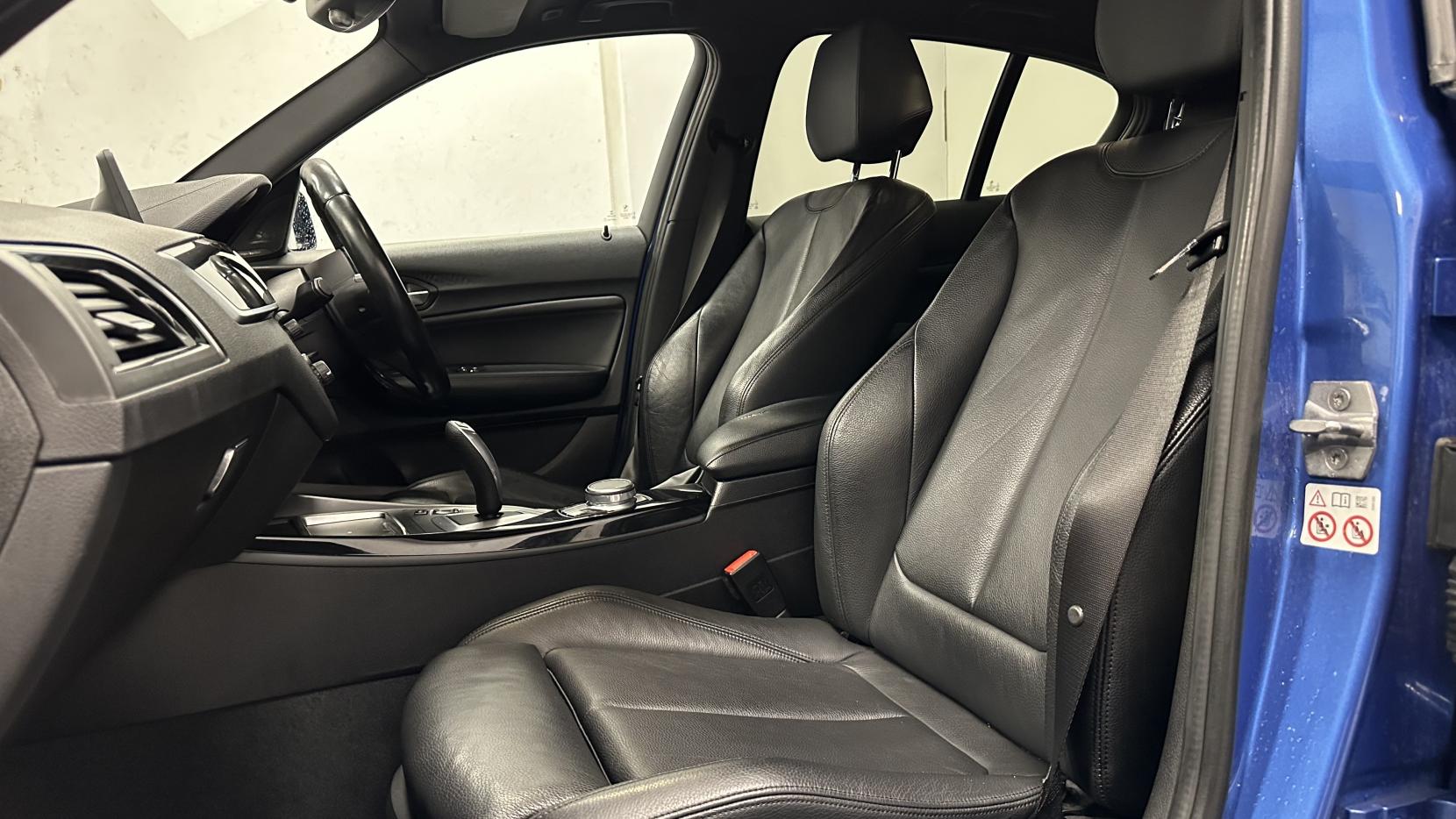 BMW 1 Series 1.5 118i M Sport Shadow Edition Hatchback 5dr Petrol Auto Euro 6 (s/s) (136 ps)