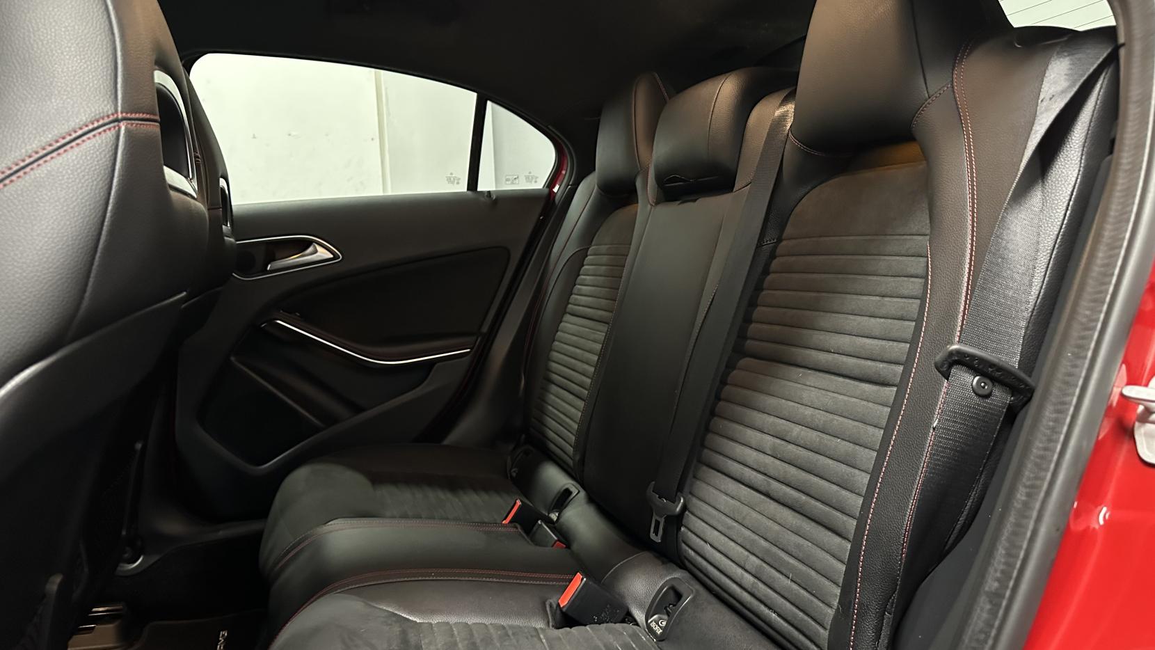 Mercedes-Benz A Class 1.6 A180 AMG Line Hatchback 5dr Petrol 7G-DCT Euro 6 (s/s) (122 ps)