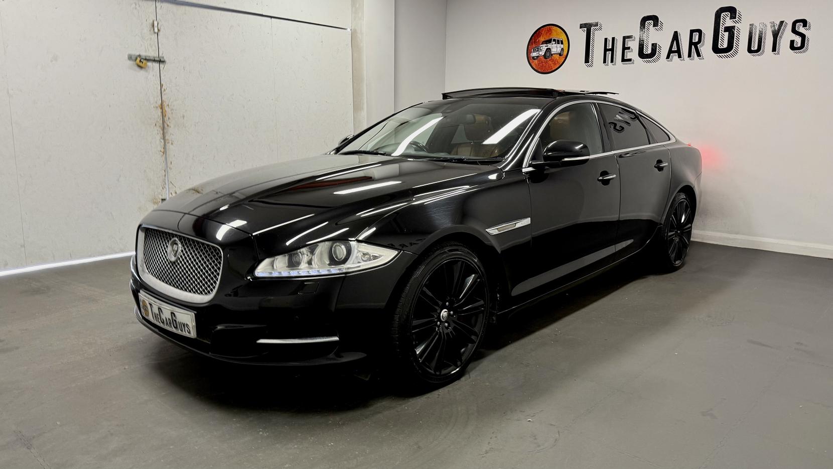 Jaguar XJ 3.0d V6 Portfolio Saloon 4dr Diesel Auto Euro 5 (275 ps)