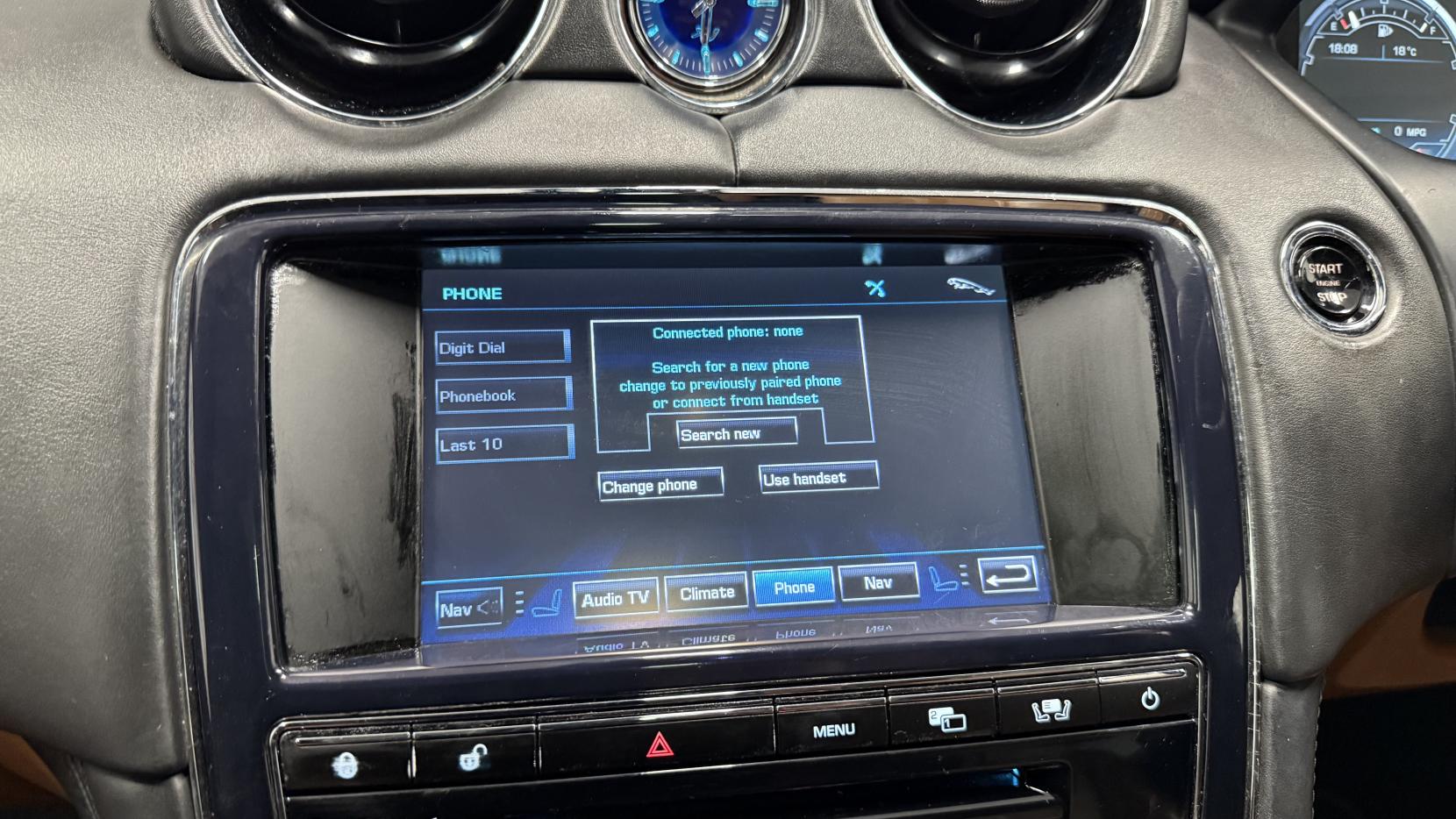 Jaguar XJ 3.0d V6 Portfolio Saloon 4dr Diesel Auto Euro 5 (275 ps)