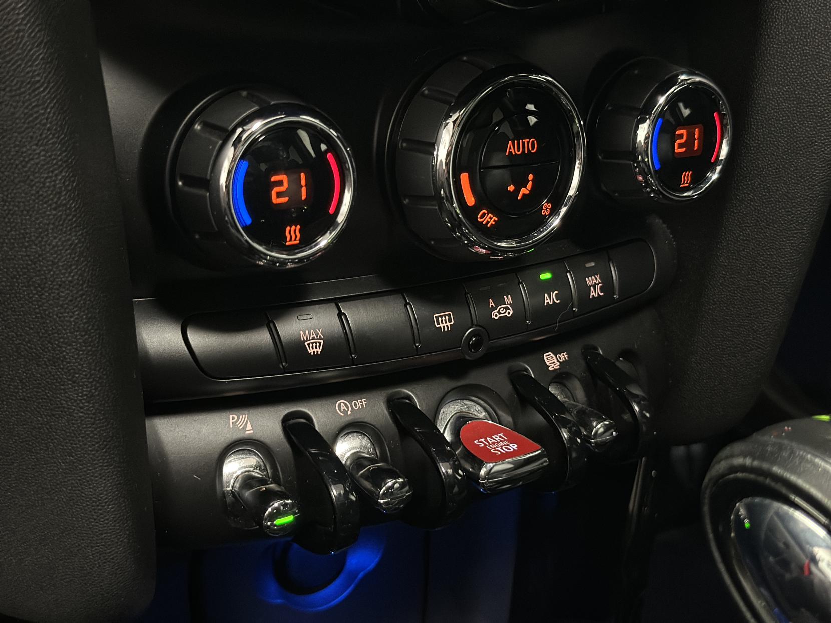 MINI Hatch 2.0 Cooper S Hatchback 3dr Petrol Auto Euro 6 (s/s) (192 ps)