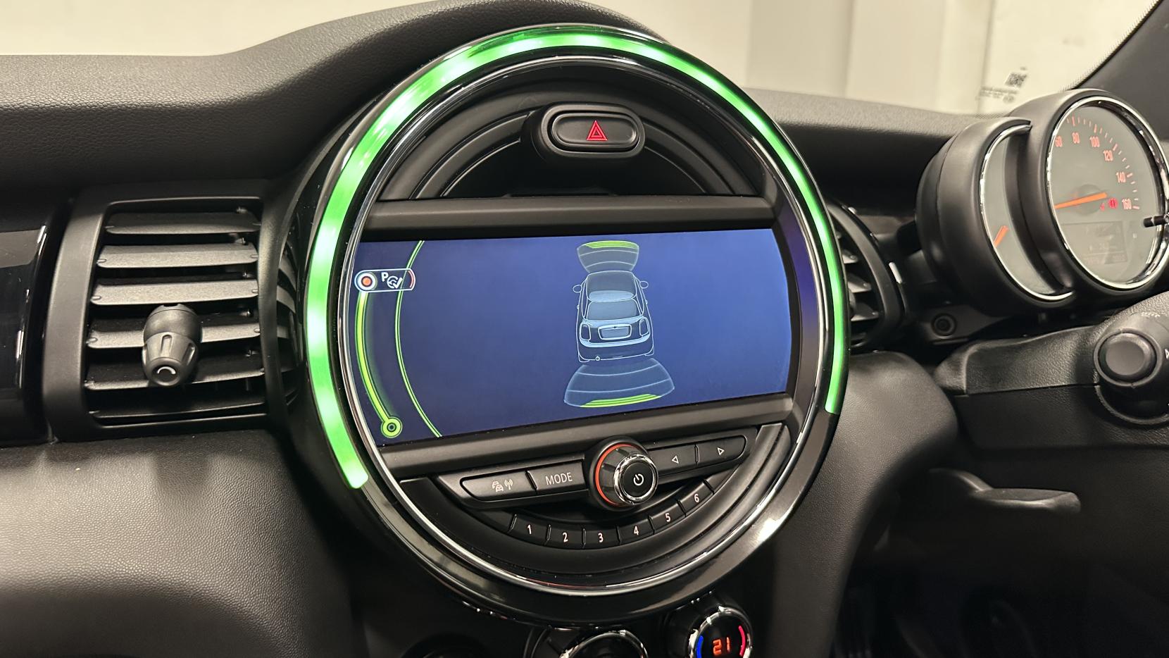 MINI Hatch 2.0 Cooper S Hatchback 3dr Petrol Auto Euro 6 (s/s) (192 ps)